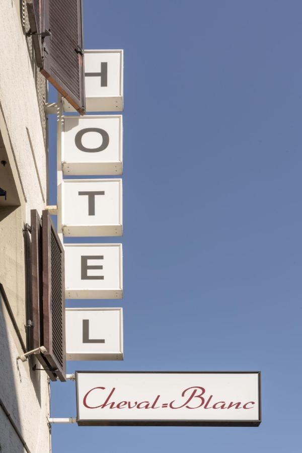 Hotel Du Cheval-Blanc La Chaux De Fonds Εξωτερικό φωτογραφία